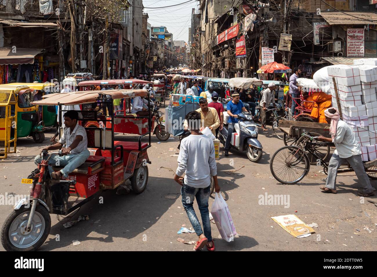 Vecchia Delhi - Chandni chowk affollato. India 2019 Foto Stock