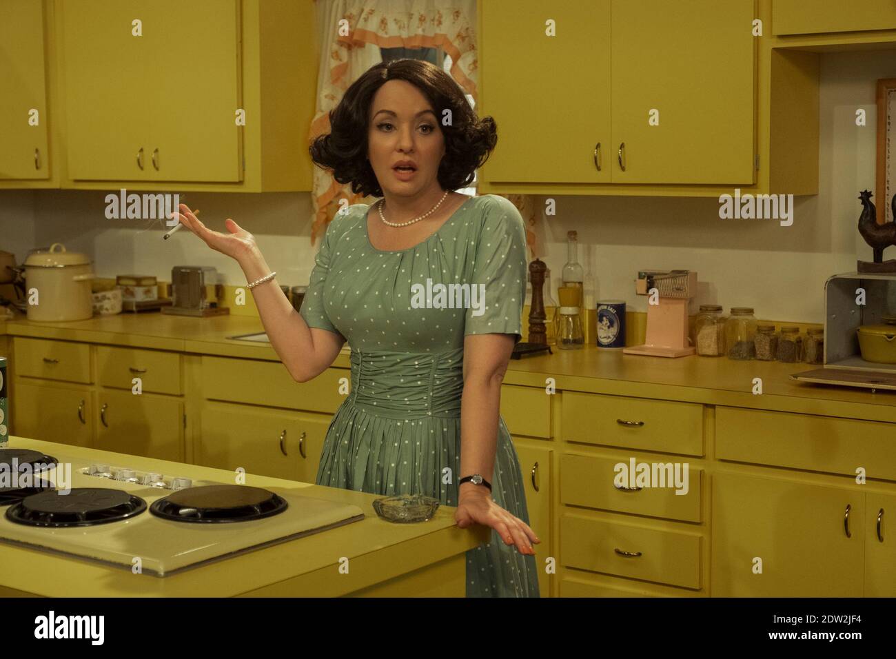 DATA DI USCITA: 23 dicembre 2020 TITOLO: Sylvia's Love STUDIO: Amazon Studios REGISTA: Eugene Ashe TRAMA: Una donna che lavora nel negozio di dischi di suo padre ad Harlem alla fine degli anni '50 incontra un aspirante sassofono giocatore. CON LA STELLA: WENDI MCLENDON-COVEY come Luper Lucy. (Immagine di credito: © Amazon Studios/immagini di intrattenimento) Foto Stock
