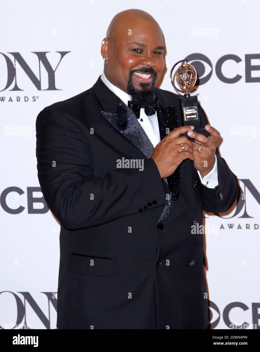 James Monroe Iglehart si pone nella sala stampa durante la 68a Sala stampa annuale Tony Awards presso il Rockefeller Center di New York City, New York, USA il 08 giugno 2014. Foto di Donna Ward/ABACAPRESS.COM Foto Stock