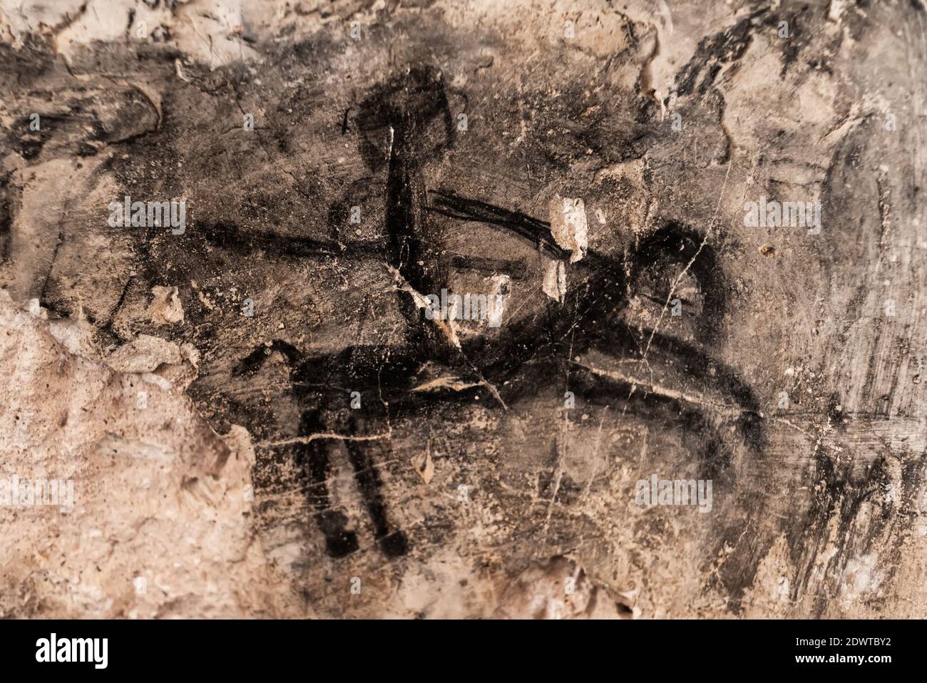Antica pittura a carbone di caverna in Cappadocia, Turchia Foto Stock