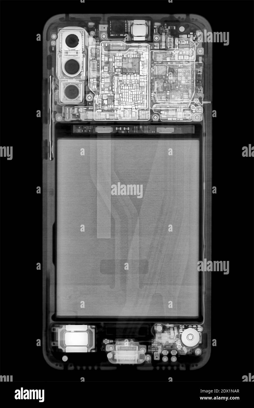 Radiografia di smartphone, con i suoi componenti interni Foto Stock