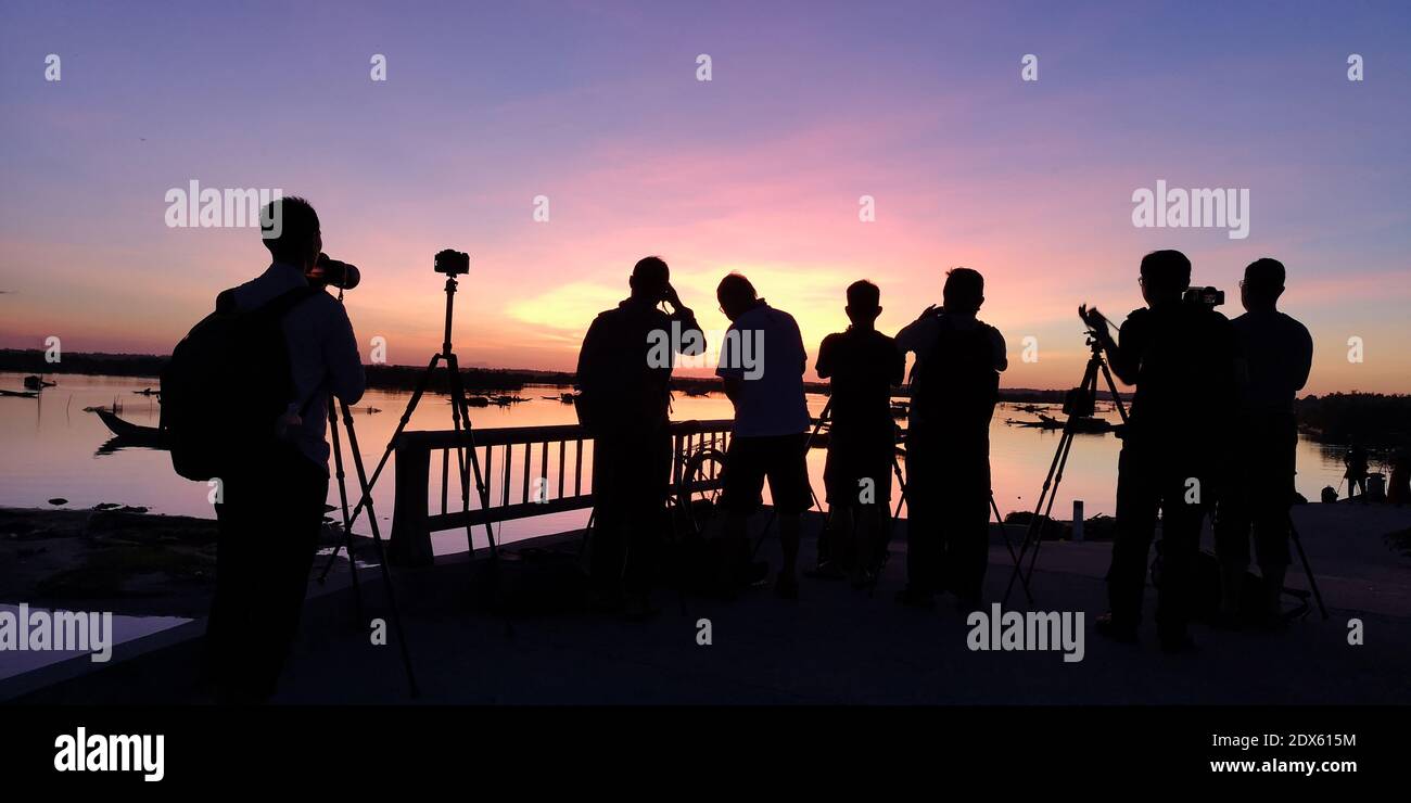 Capture Sunrise è uno dei soggetti fotografici migliori e più amati sia da spettatori che da fotografi. Foto Stock