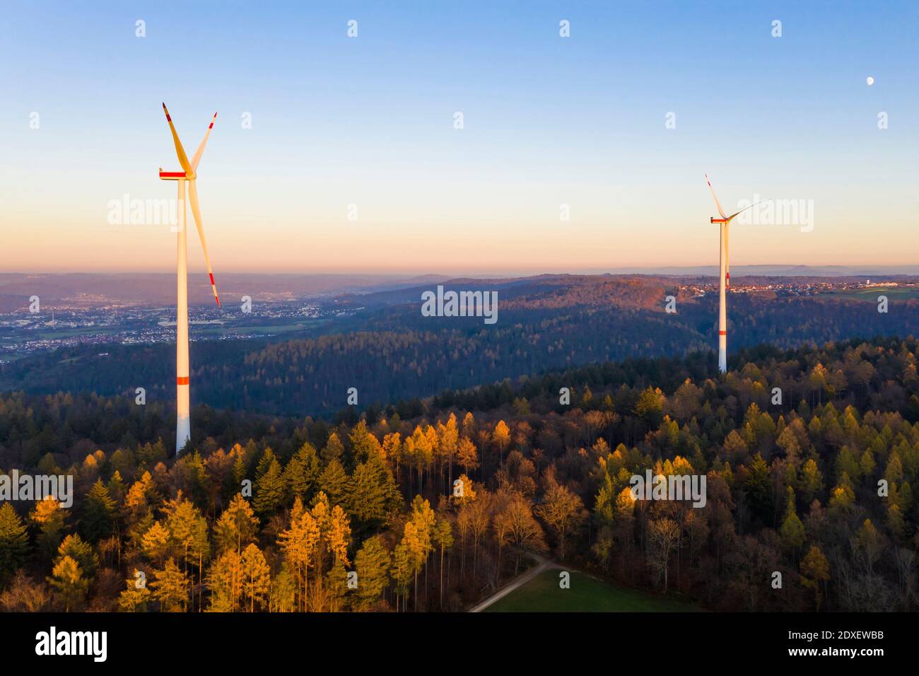 Deutschland, Baden-Württemberg, Schurwald, Wald, Windpark, Luftbild, Windenergieanlage, Windräder, Windenergie Foto Stock