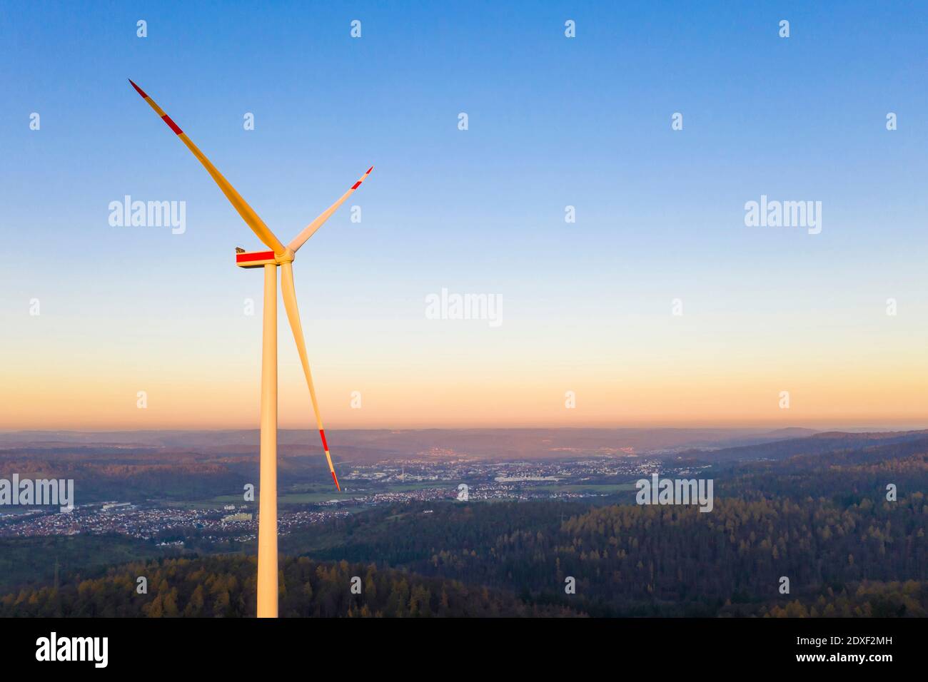 Deutschland, Baden-Württemberg, Schurwald, Wald, Windpark, Luftbild, Windenergieanlage, Windrad, Windenergie Foto Stock
