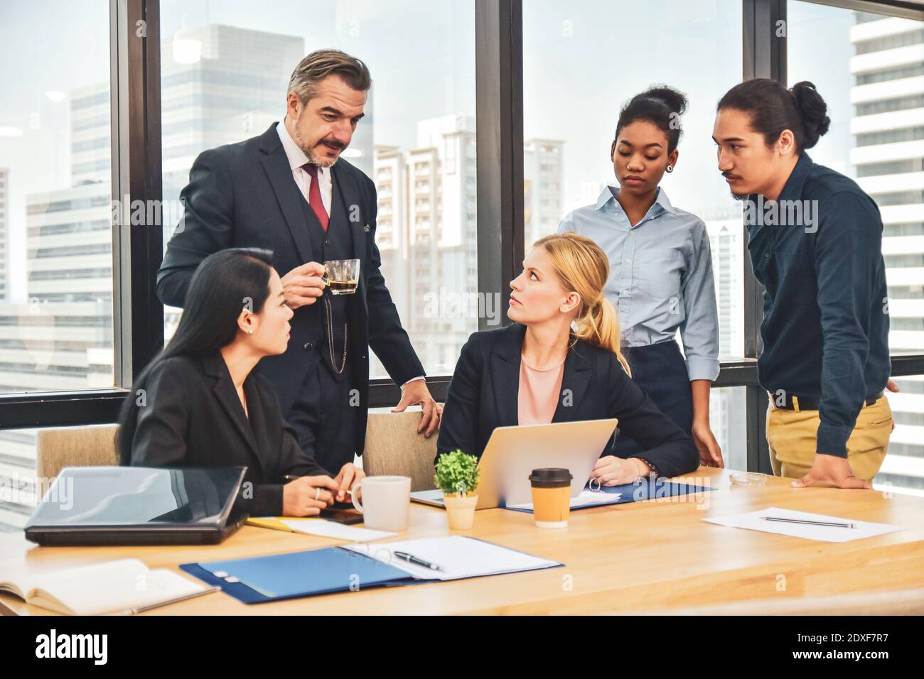 Manager formazione leadership team business operator meeting pianificazione del mercato Foto Stock