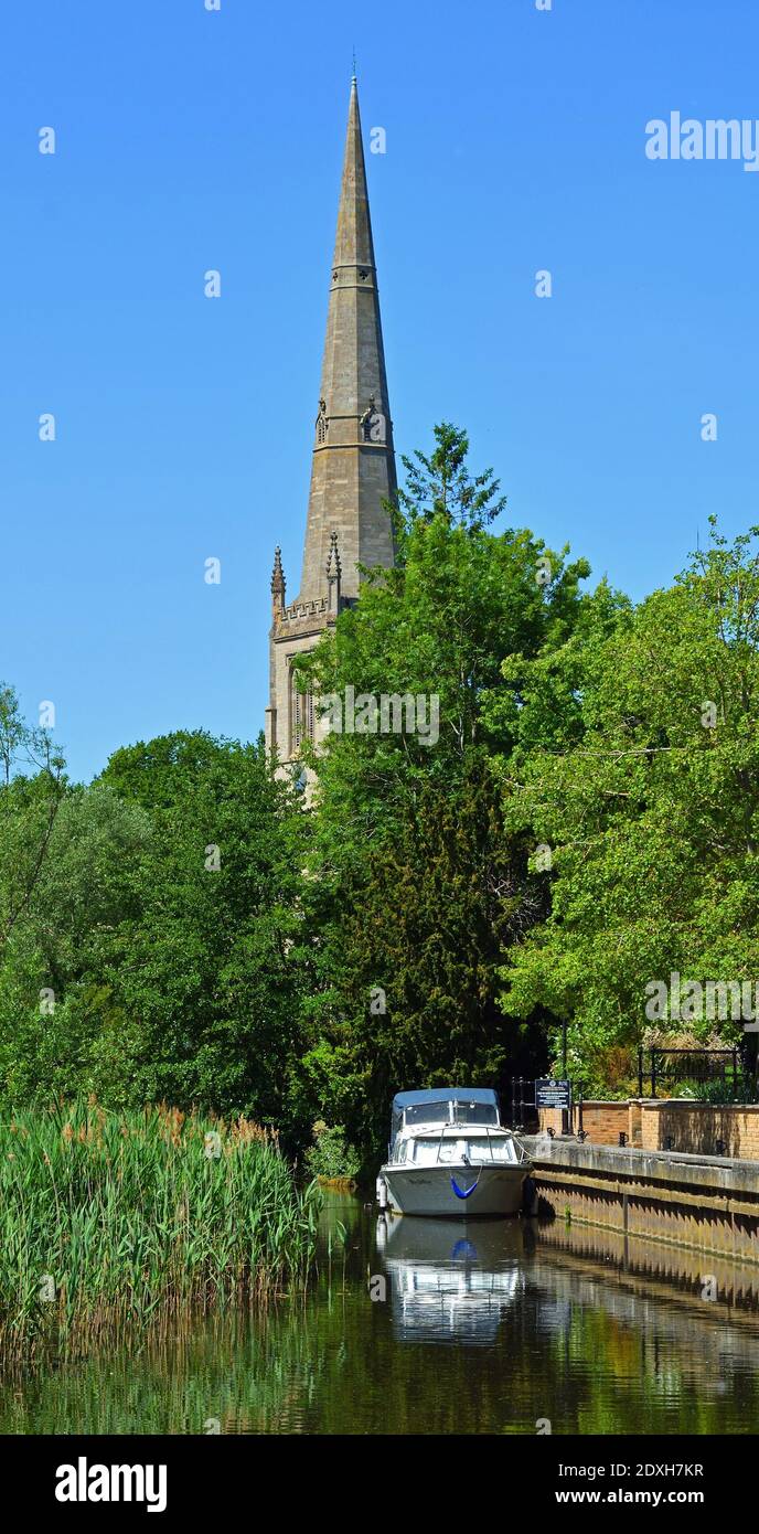 Porto del fiume vecchio di St Ives, Chiesa di tutti i Santi e Isola di Holt. Foto Stock