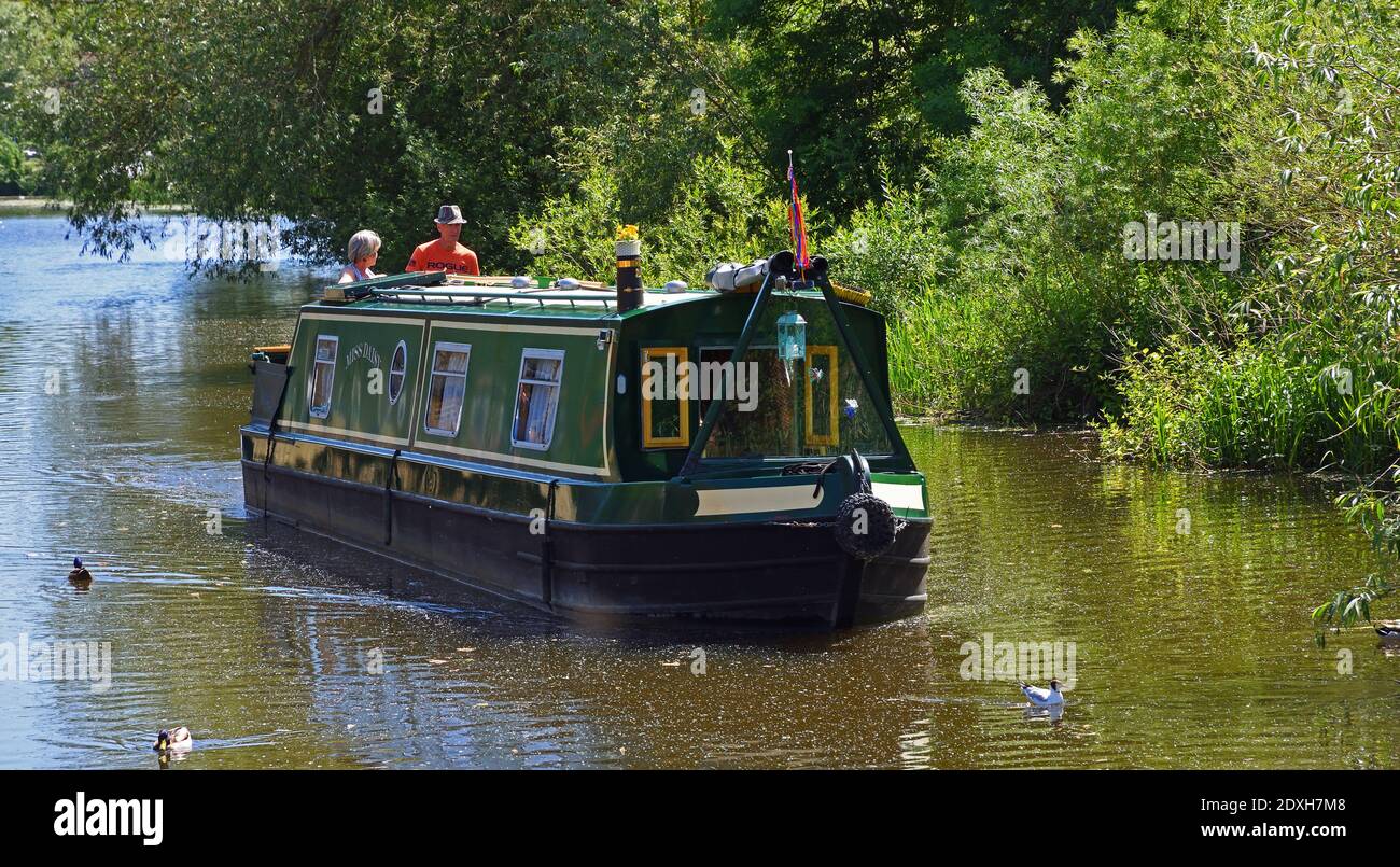 Canal Boat sul fiume Ouse a St Ives Cambridgeshire. Foto Stock