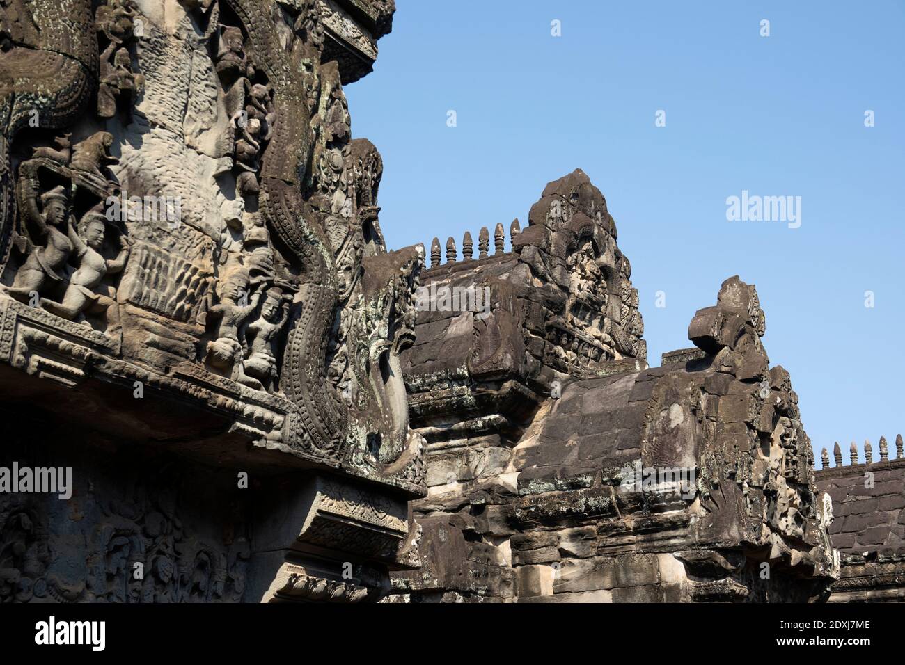 Bassorilievo sulle pareti di Angkor Foto Stock