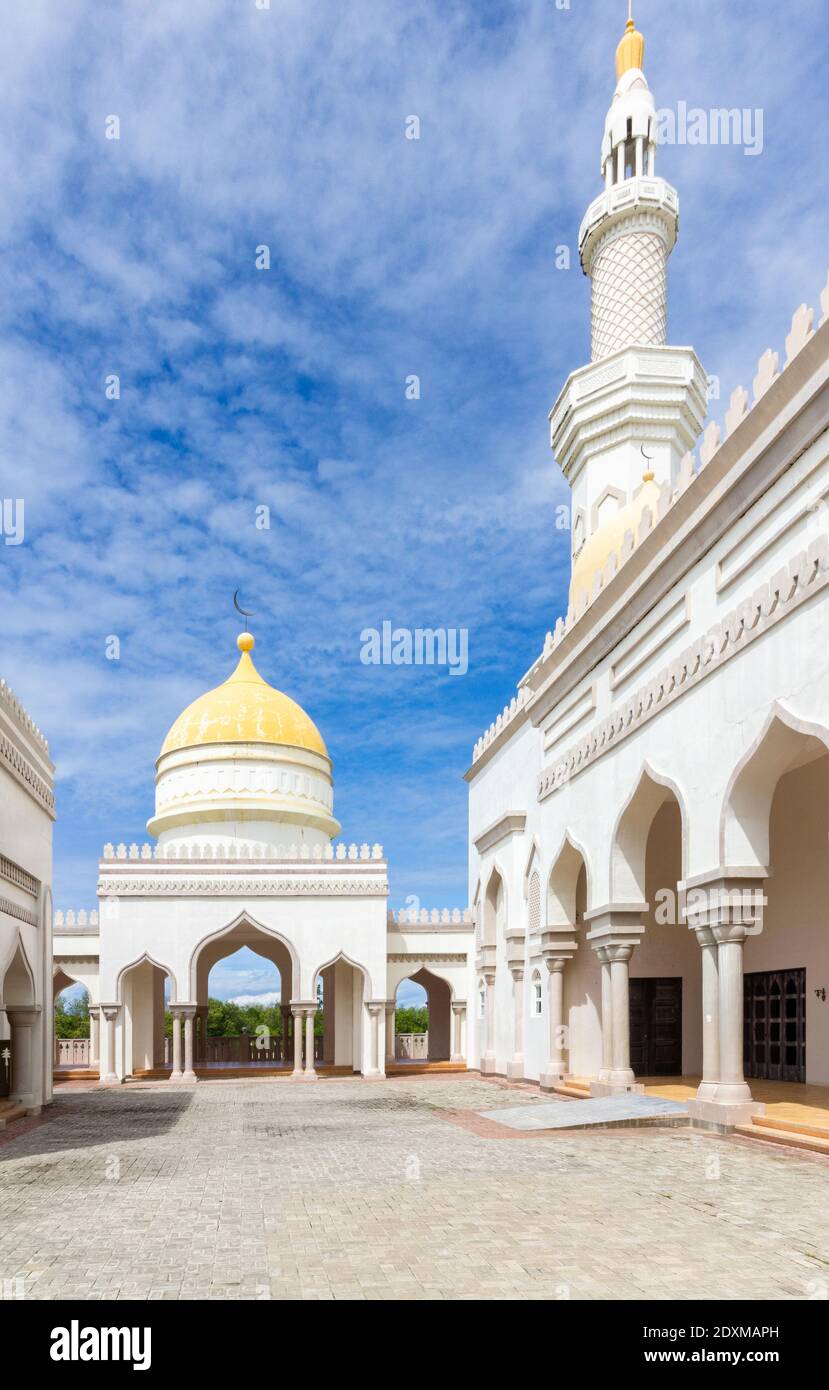 La Moschea del Sultano Haji Hassanal Bolkiah nella città di Cotabato, Filippine Foto Stock