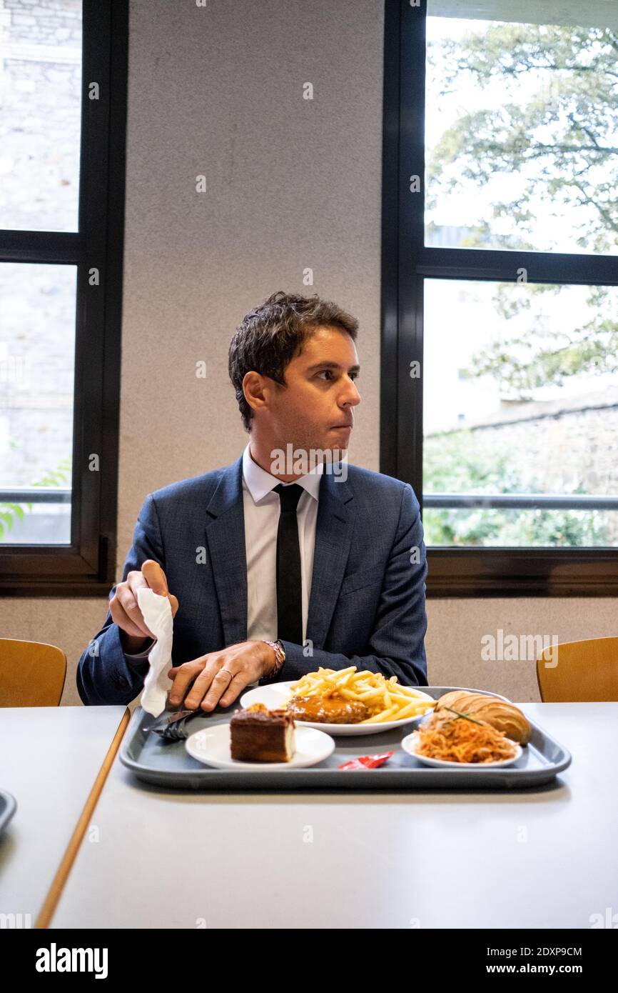 Gabriel Attal, Segretario di Stato al primo Ministro, portavoce del Governo, si reca a Rennes giovedì 1 ottobre per promuovere la riduzione Foto Stock