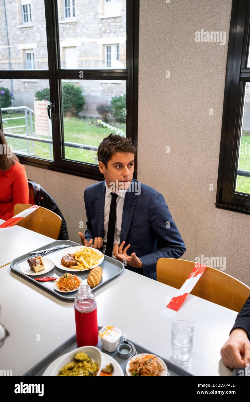 Gabriel Attal, Segretario di Stato al primo Ministro, portavoce del Governo, si reca a Rennes giovedì 1 ottobre per promuovere la riduzione Foto Stock
