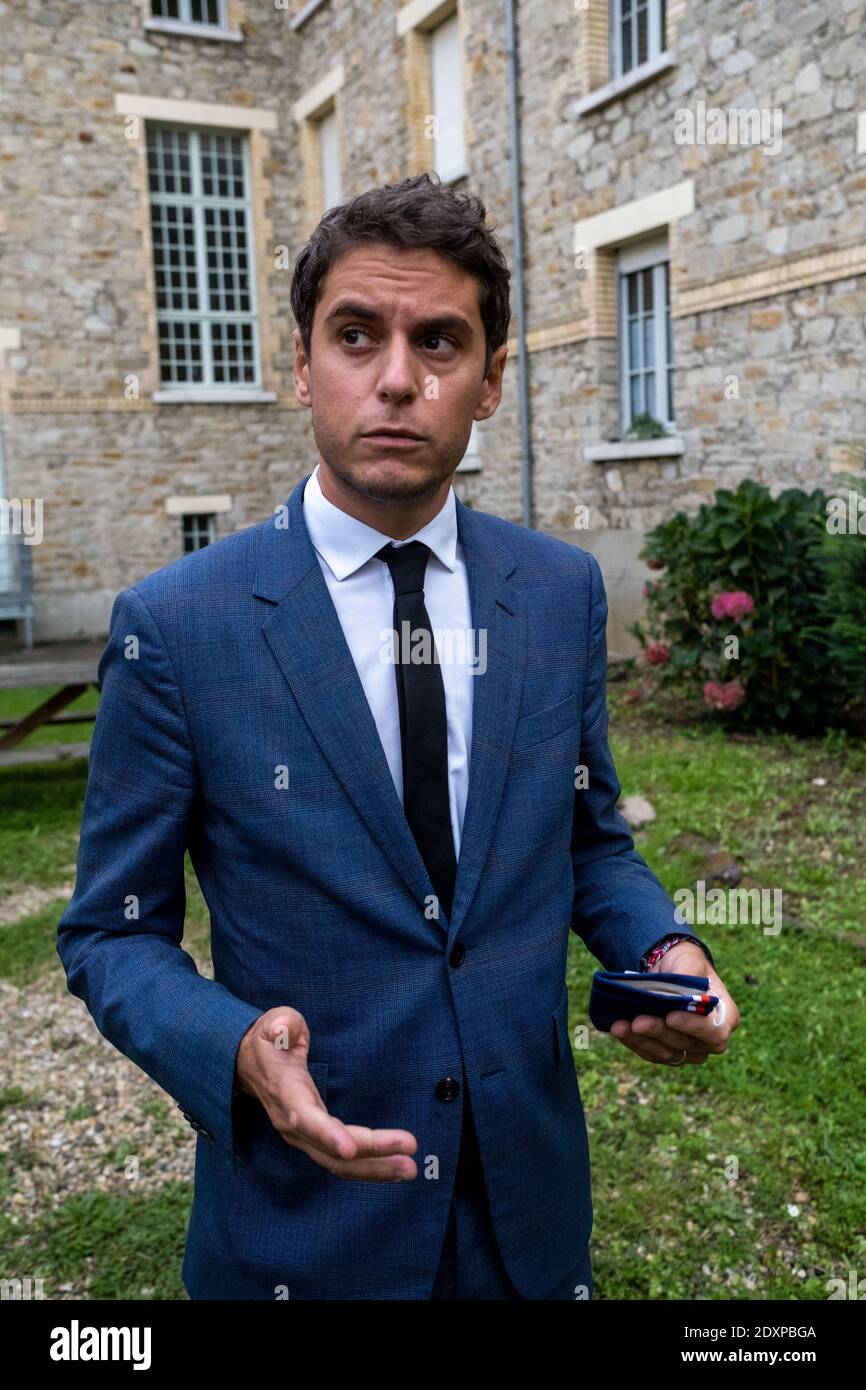 Gabriel Attal, Segretario di Stato al primo Ministro, portavoce del Governo, si reca a Rennes giovedì 1 ottobre per promuovere la riduzione Foto Stock