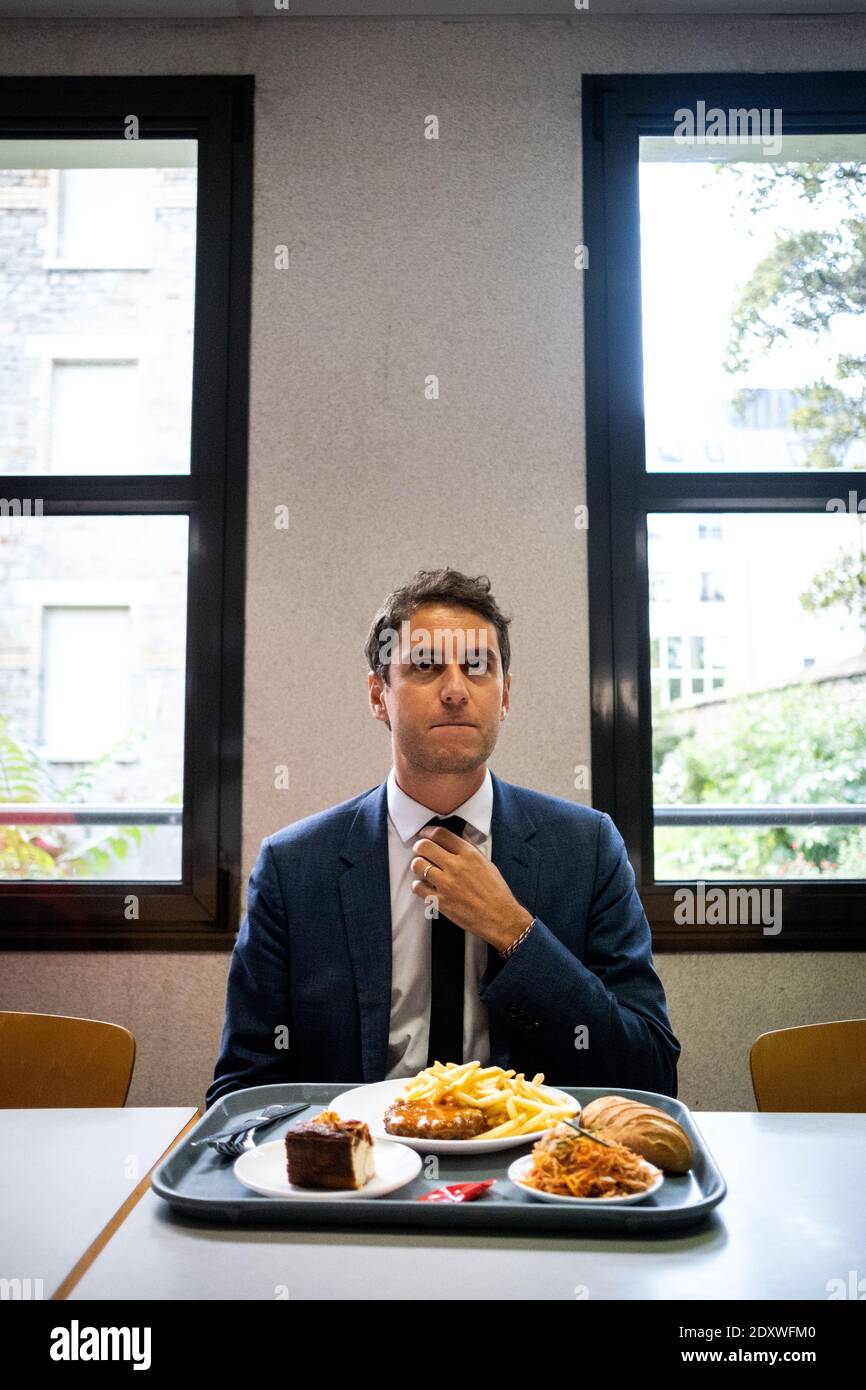 Gabriel Attal, Segretario di Stato al primo Ministro, portavoce del Governo, si reca a Rennes giovedì 1 ottobre per promuovere la riduzione Foto Stock