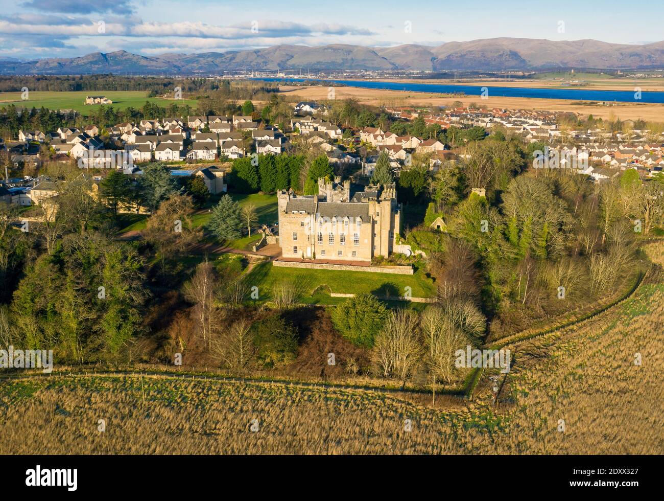 Vista aerea di Airth Castle Hotel, Stirlingshire, Scozia. Foto Stock