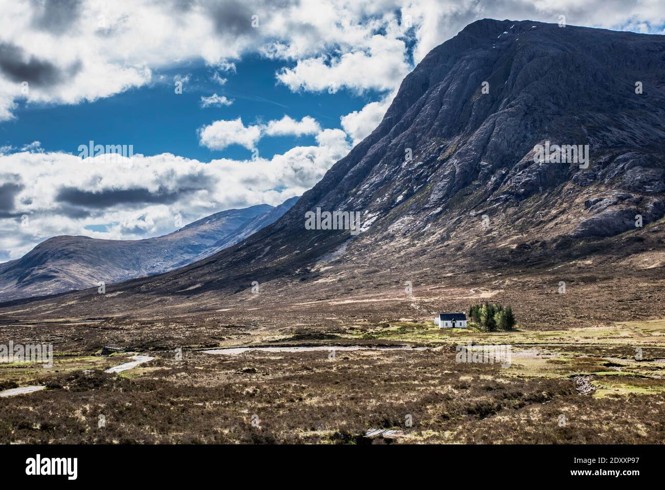 Famoso cottage isolato sul Passo Glencoe Foto Stock