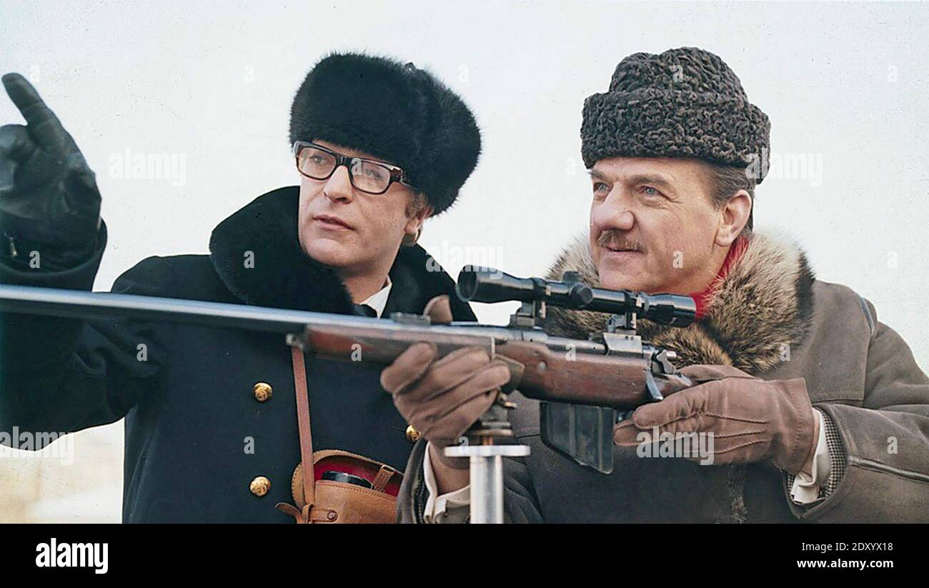 BILLION DOLLAR BRAIN 1967 United Artists film con Michael Caine A sinistra e Karl Malden Foto Stock