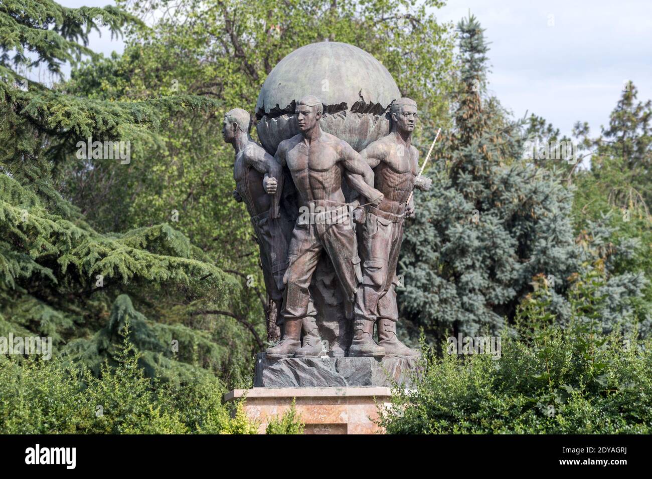 Difensori della Macedonia Monumento, Parco Zena Borec, combattenti Donne, Skopje, Macedonia (FYROM), Repubblica di Macedonia del Nord. Dedicato ai membri di t Foto Stock