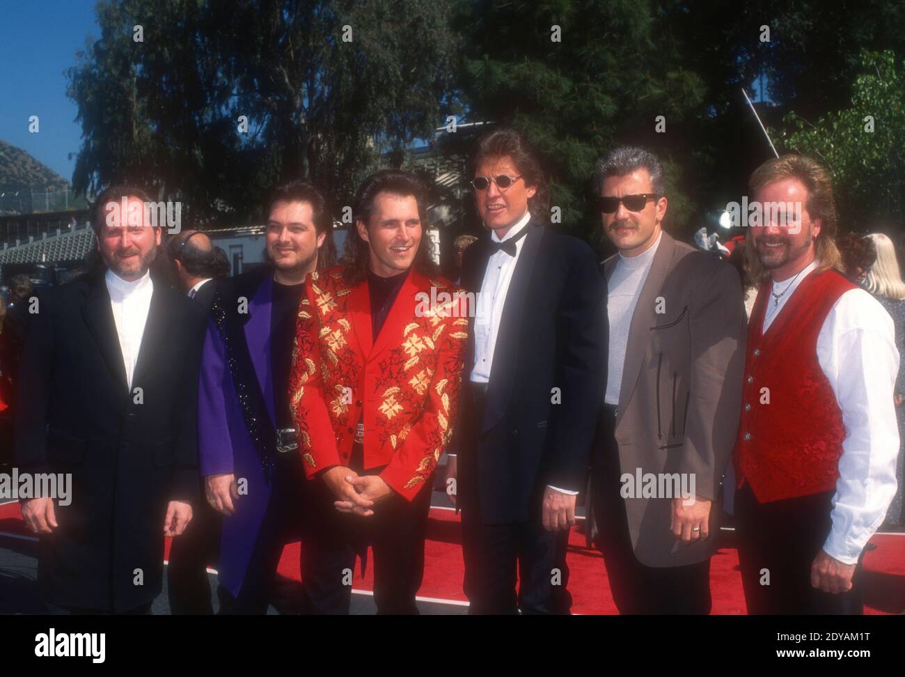 Universal City, California, USA 24 aprile 1996 (L-R) musicisti/cantanti gene Johnson, Dana Williams, Marty Roe, Dan Truman, Jimmy Olander e Brian Prout di Diamond Rio partecipano al 31° Premio annuale Academy of Country Music Awards al Gibson Amphitheatre il 24 aprile 1996 a Universal City, California, USA. Foto di Barry King Foto Stock