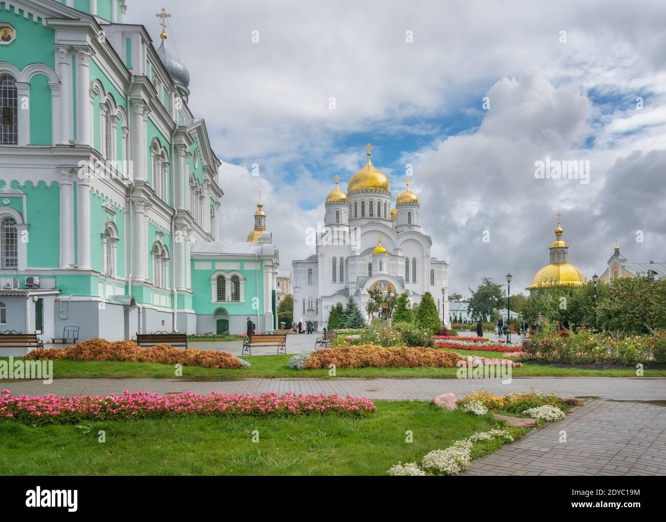 Il Convento di Seraphim-Diveyevo, uno dei più grandi monasteri visitati di frequente in Russia vista generale Foto Stock