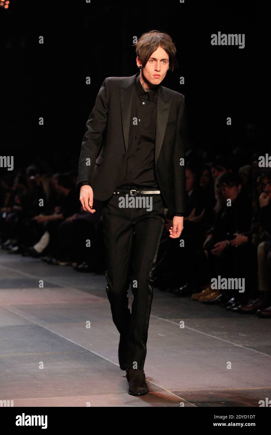 Hedi Slimane Saint Laurent 2013 Greece, SAVE 32% - mlecznepodroze.pl