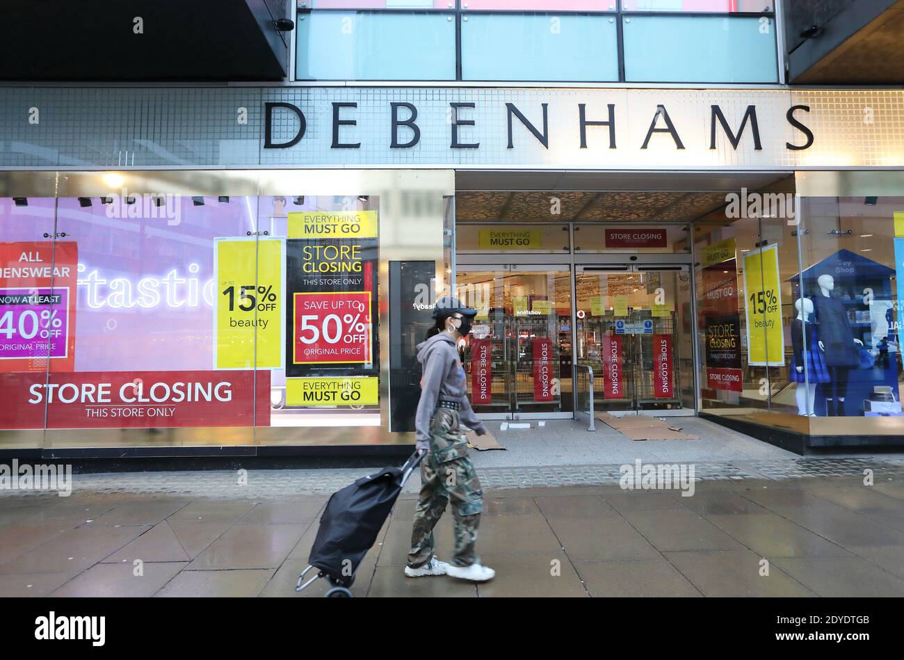 Il grande magazzino Debenhams di Oxford Street, uno dei 124 negozi del Regno Unito, in via di liquidazione all'inizio del 2021 e chiuso a marzo, a meno che non si possa trovare un acquirente dell'ultimo minuto, Regno Unito Foto Stock