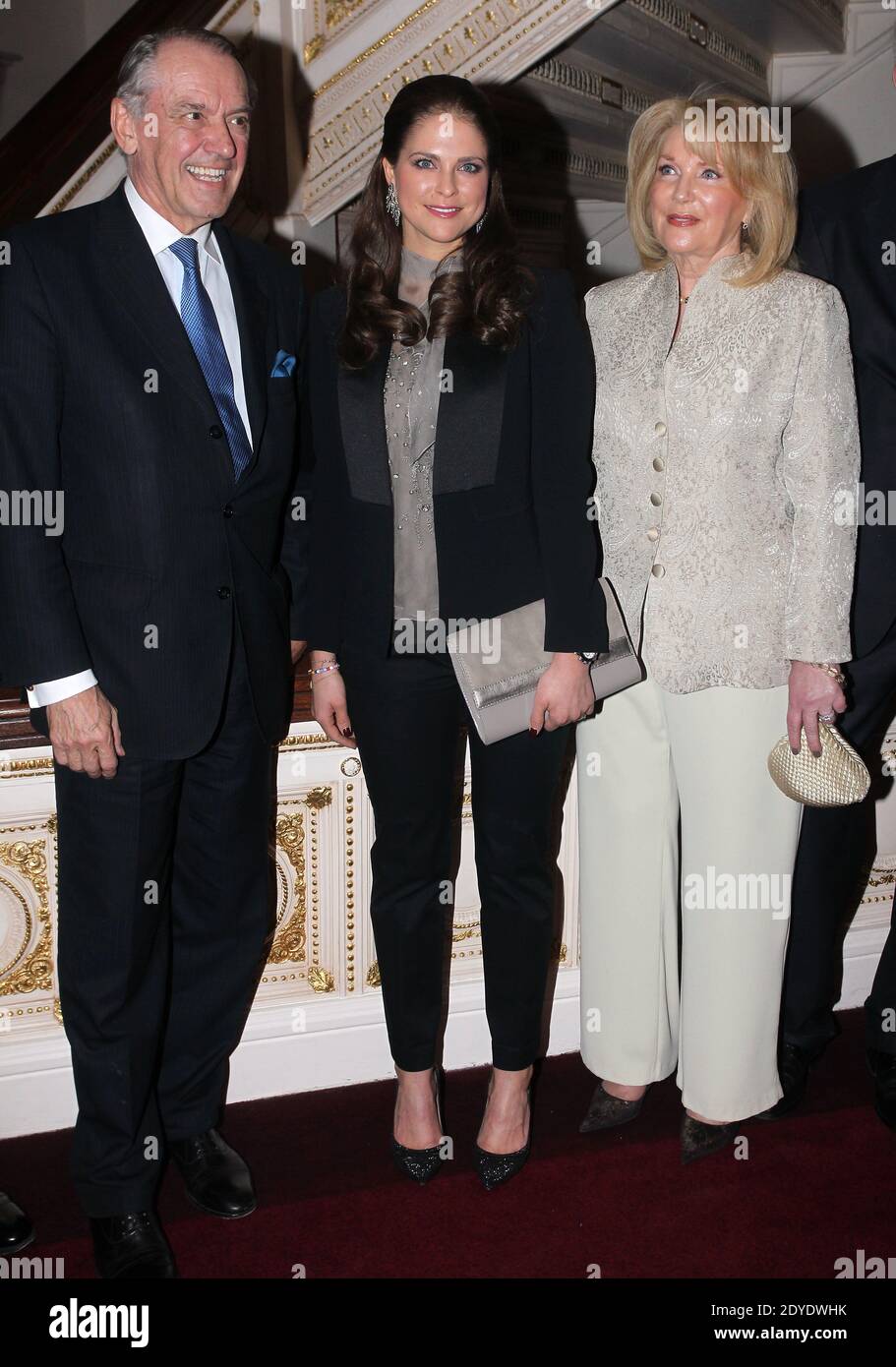 Principessa Madeleine con Jan Eliasson Vice Segretario Generale delle Nazioni Unite partecipa alla Royal Stockholm Philharmonic Orchestra alla Carnegie Hall di New York, NY il 15 febbraio 2013.Foto di Charles Guerin/ABACAPRESS.COM Foto Stock