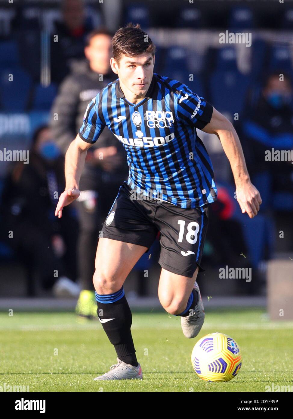 BERGAMO, ITALIA - DICEMBRE 13: Russan Malinovskyi di Atalanta durante la serie A match tra Atalanta Bergamo e Fiorentina allo stadio Gewiss il prossimo dicembre Foto Stock