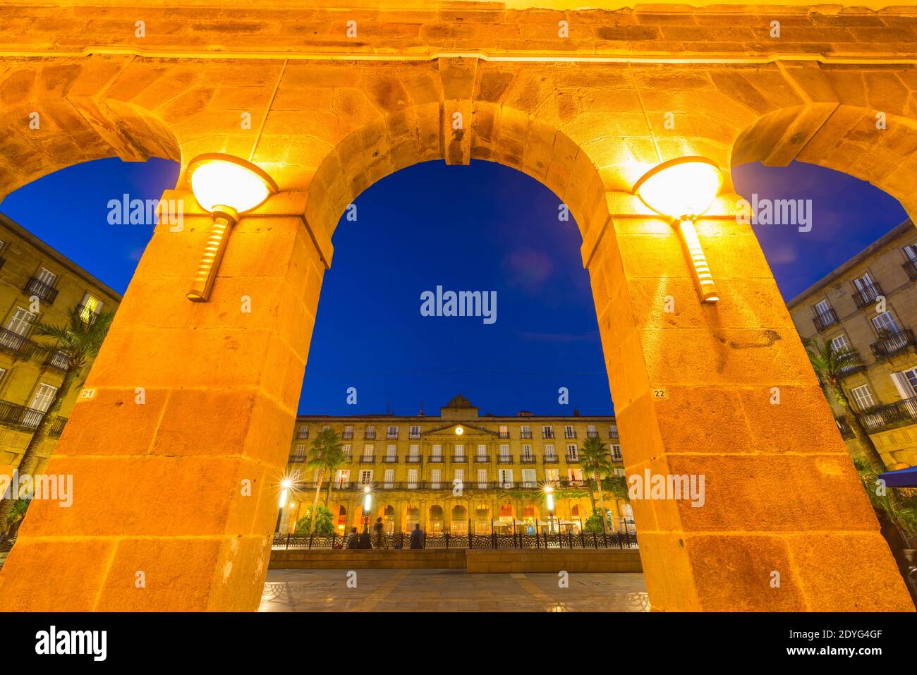 Plaza Nueva o Plaza Barria (nuovo) quadrati di Bilbao Bilbao, Bizkaia, Paesi Baschi, Spagna, Europa Foto Stock