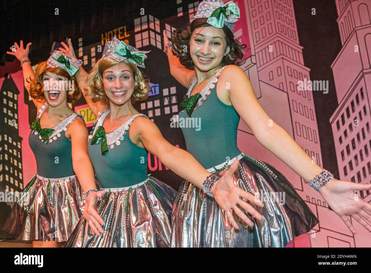 Alabama Guntersville The Whole Backstage Theatre Theatre, 42nd Street play vestire reprove comunità attori attrici cantante canto, artisti si esibiscono Foto Stock