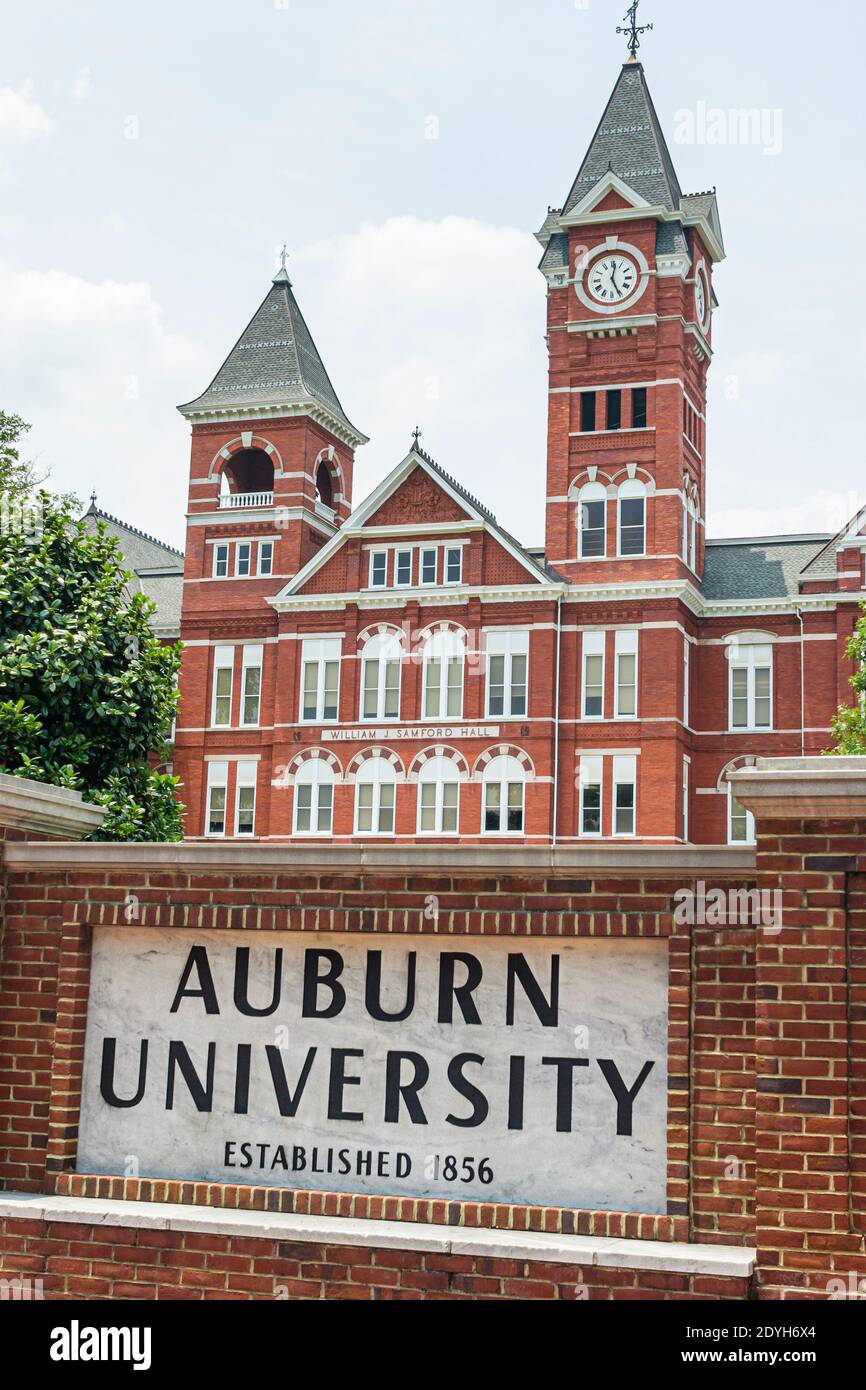 Auburn University Alabama, campus William J. Samford Hall Clock Tower, edificio di amministrazione del parco, Foto Stock