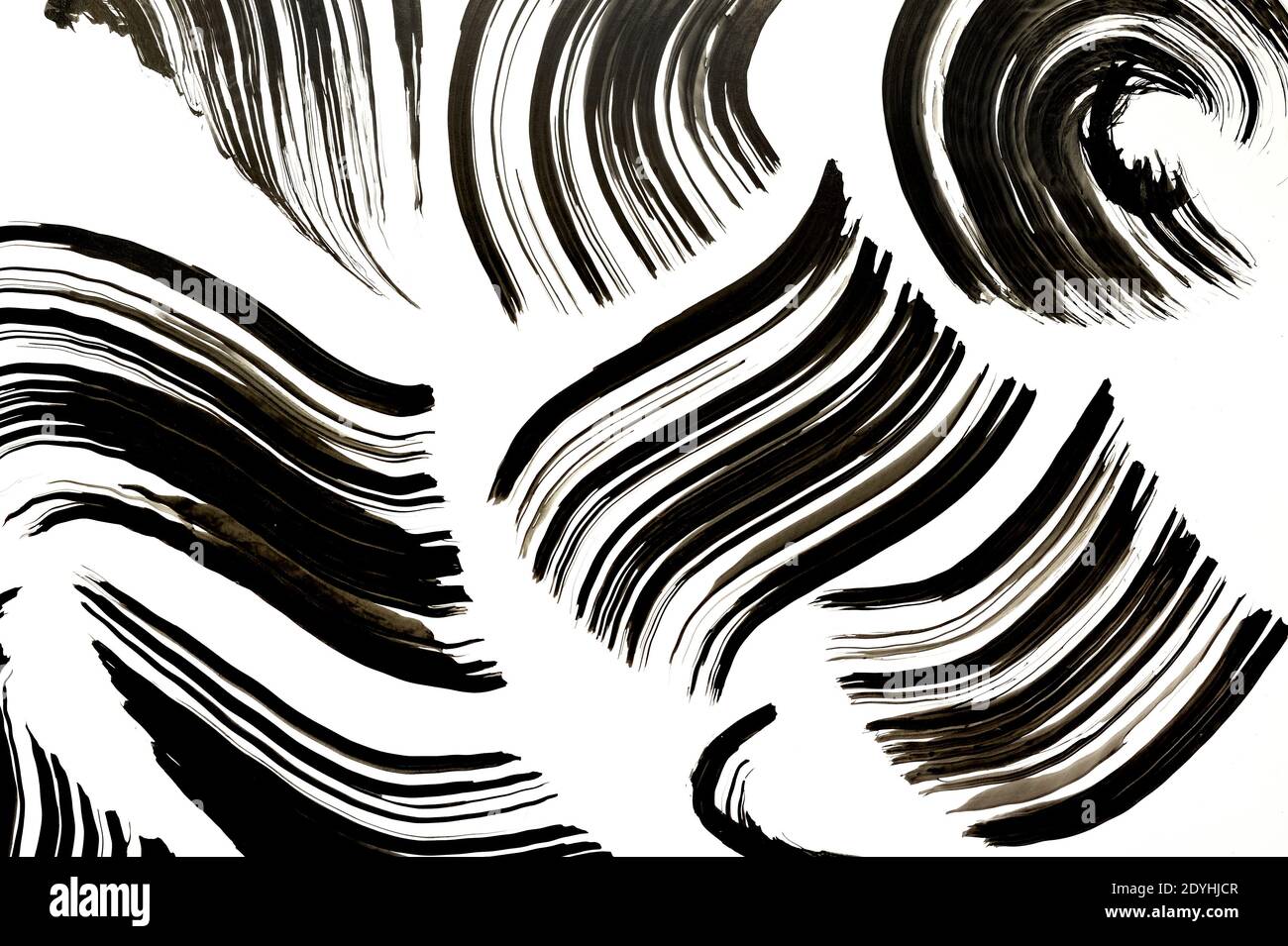 Trama acquerello dipinta di nero. Inchiostro con macchie acquerello. Mano disegnata su un motivo di sfondo astratto bianco Foto Stock