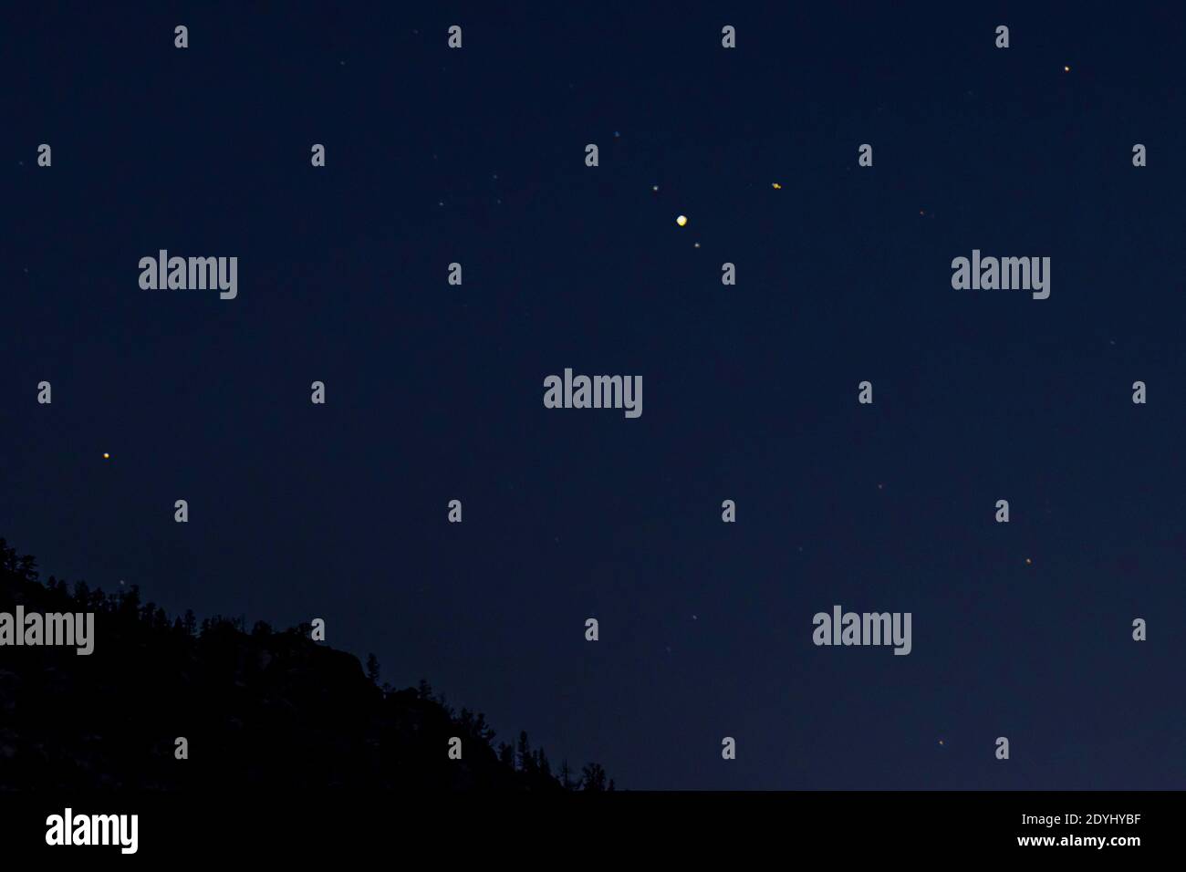 Rara "Christmas Star" 21 dicembre 2020; Solstice invernale convergenza di due pianeti più grandi nel nostro sistema solare; Giove & Saturno; Colorado centrale; U. Foto Stock