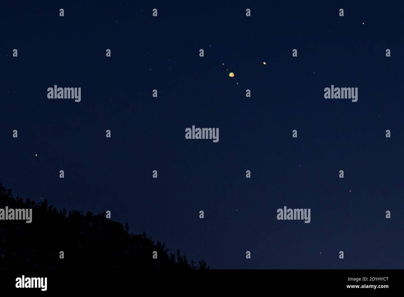 Rara "Christmas Star" 25 dicembre 2020; Solstice invernale convergenza di due pianeti più grandi nel nostro sistema solare; Giove & Saturno; Colorado centrale; U. Foto Stock