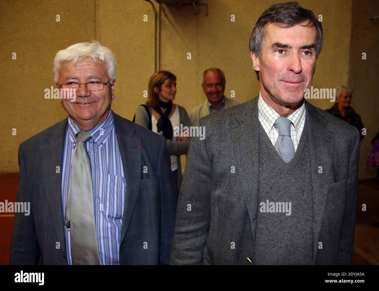 Jérôme de à de Cahuzac ( Lot-et-Garonne) Avec Jean-Claude Gouget le 21 mai 2012 ..Foto di Patrick Bernard-Quentin Salinier/ABACAPRESS.COM Foto Stock