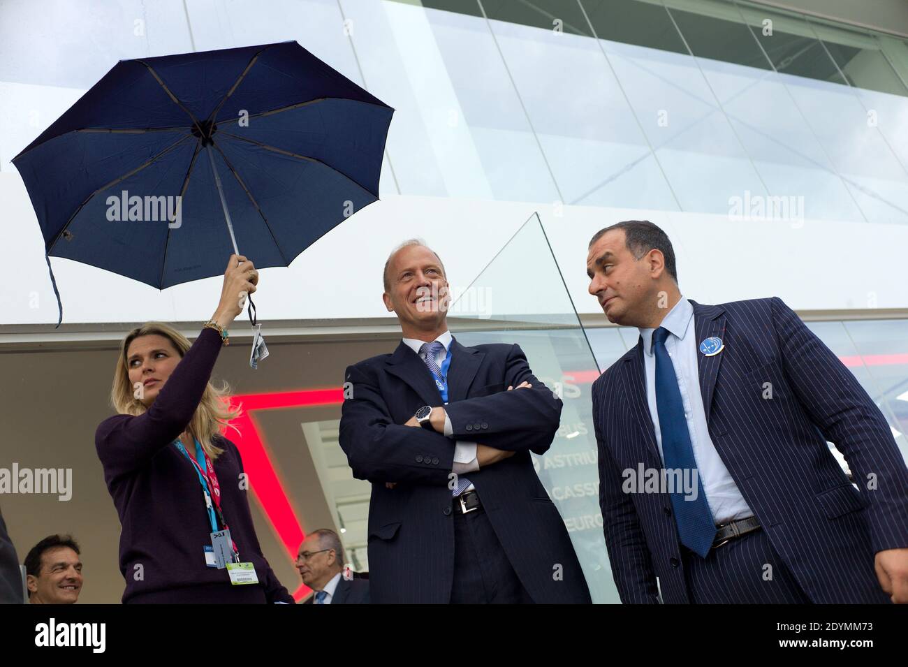 EADS Chief Executive Officer Thomas Enders e Strategy and Marketing Officer di EADS Marwan Lahoud in occasione dell'apertura del 50° Salone dell'aria di Parigi, tenutosi all'aeroporto di le Bourget vicino a Parigi, Francia il 17 giugno 2013. Foto di Julien Muguet/piscina/ABACAPRESS.COM Foto Stock