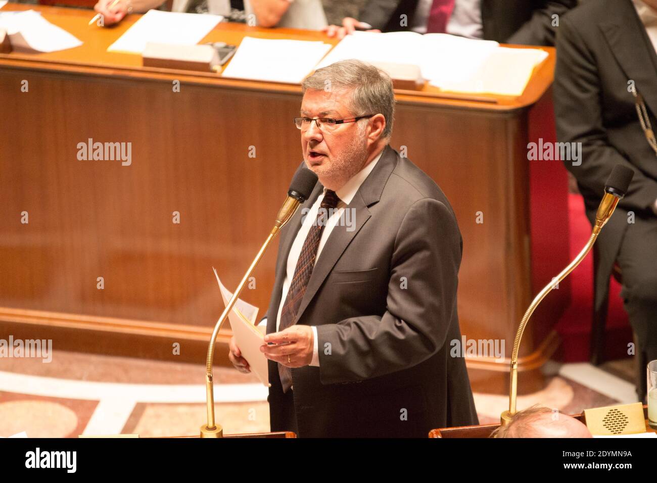Il Ministro francese responsabile delle relazioni con il Parlamento Alain Vidalies ha illustrato il suo intervento durante il tempo delle interrogazioni all'Assemblea nazionale di Parigi, in Francia, il 19 giugno 2013. Foto di Romain boe/ABACAPRESS.COM Foto Stock