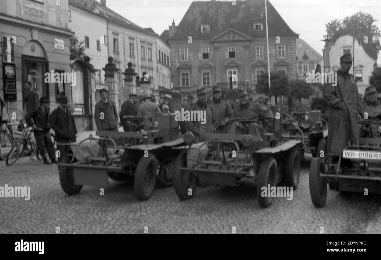 Wehrmacht Heer Rad-Ketten-Fahrzeug Austro-Daimler ADMK MULUS 1935 - Esercito tedesco Veicolo cingolato ADMK Mulus 1935 Foto Stock