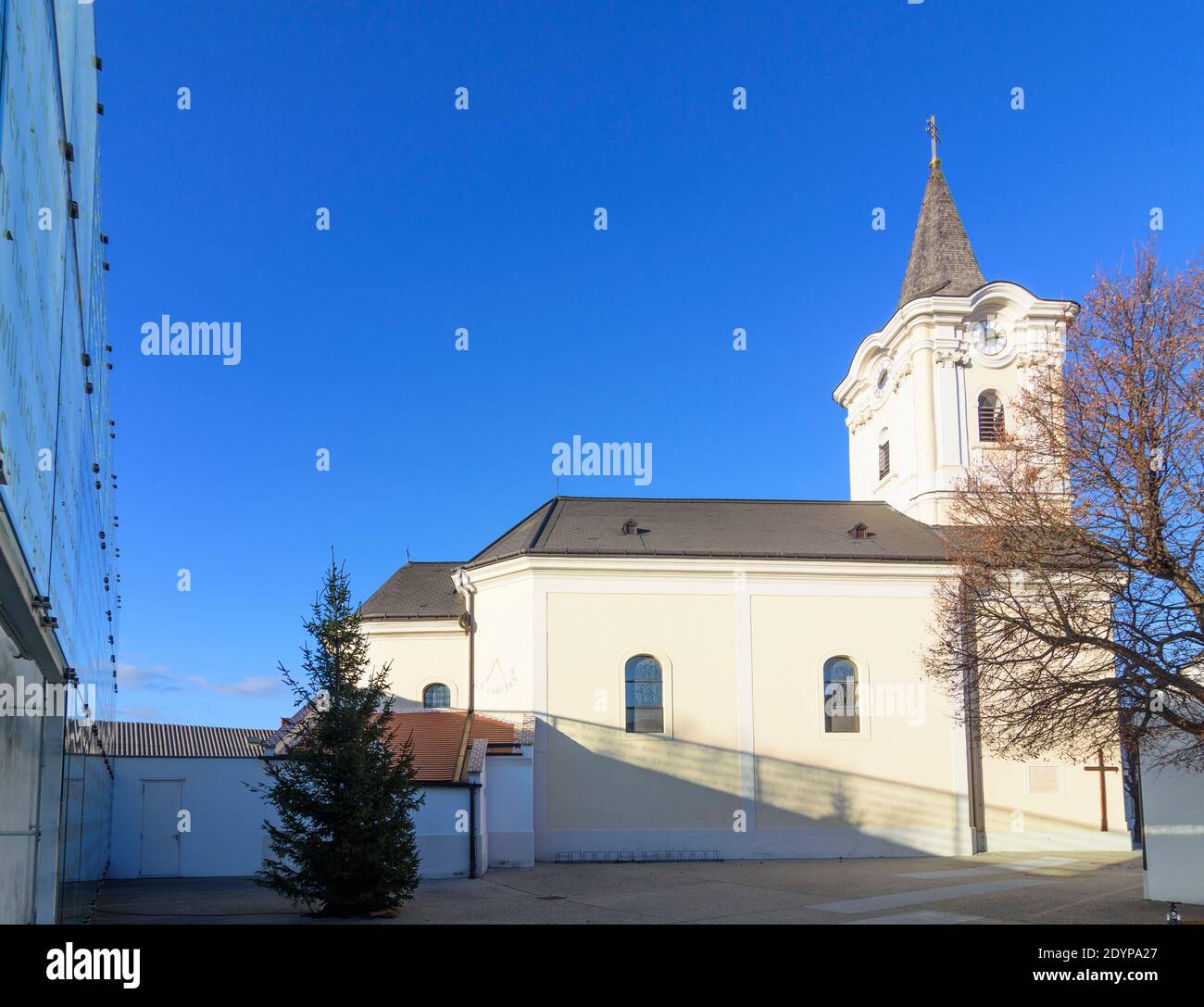 Podersdorf am See: chiesa Podersdorf am See a Neusiedler See (Lago Neusiedl), Burgenland, Austria Foto Stock