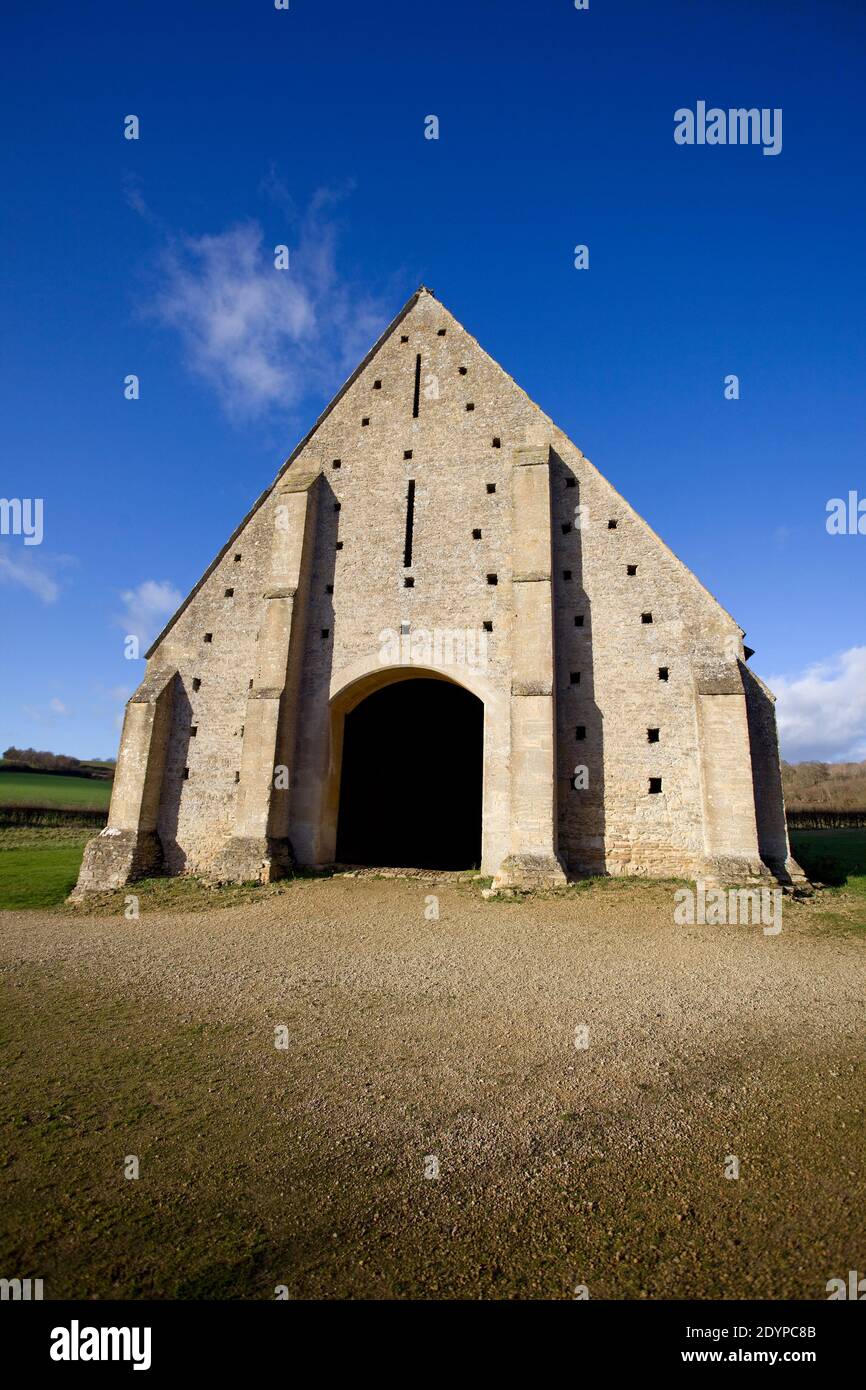 Grande granaio Coxwell. Fienile medievale della tigia, Oxfordshire Inghilterra Foto Stock
