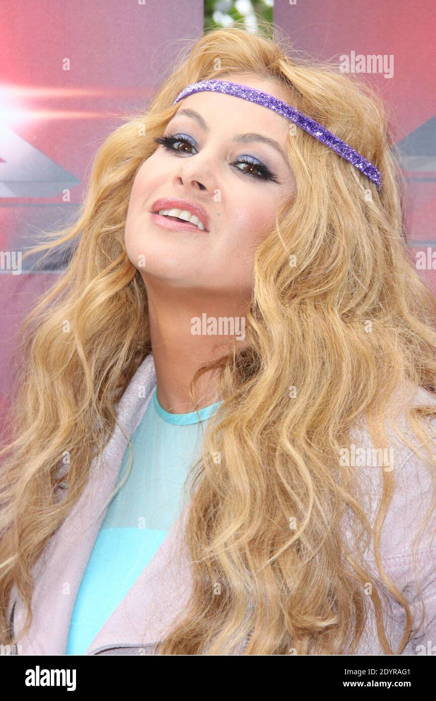 Paulina Rubio arriva per i giudici 'The X Factor' di Fox, che si sono tenuti al Galen Center di Los Angeles, California, USA il 11 luglio 2013. Foto di Lisa Fierro/ABACAPRESS.COM Foto Stock