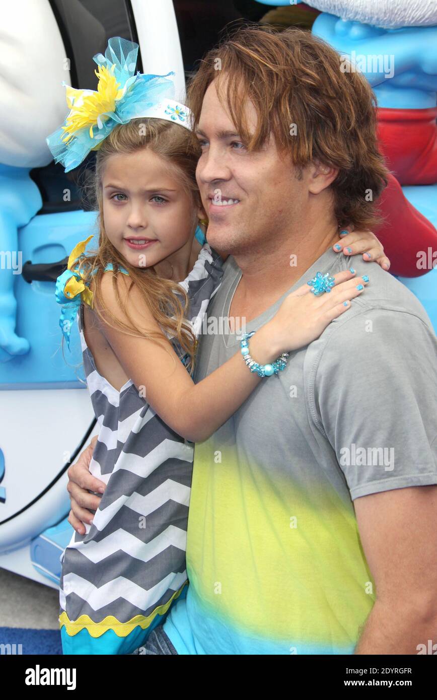 Dannielynn Marshall, Larry Birkhead, Columbia Pictures premiere per i Puffi 2 al Regency Village Theatre di Los Angeles, California, USA, 28 luglio 2013. (Nella foto: Dannielynn Marshall, Larry Birkhead). Foto di Baxter/ABACAPRESS.COM Foto Stock