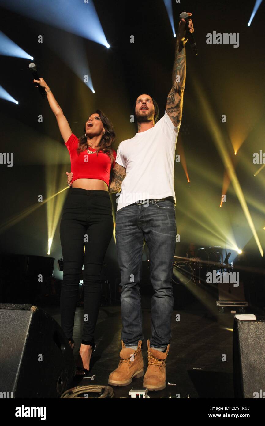 Tal e Matt Pokora si esibiscono dal vivo all'evento Leurs Voix pour l'Espoir 2 tenutosi presso la sala concerti l'Olympia di Parigi il 12 settembre 2013. Foto di Audrey Poree/ABACAPRESS.COM Foto Stock