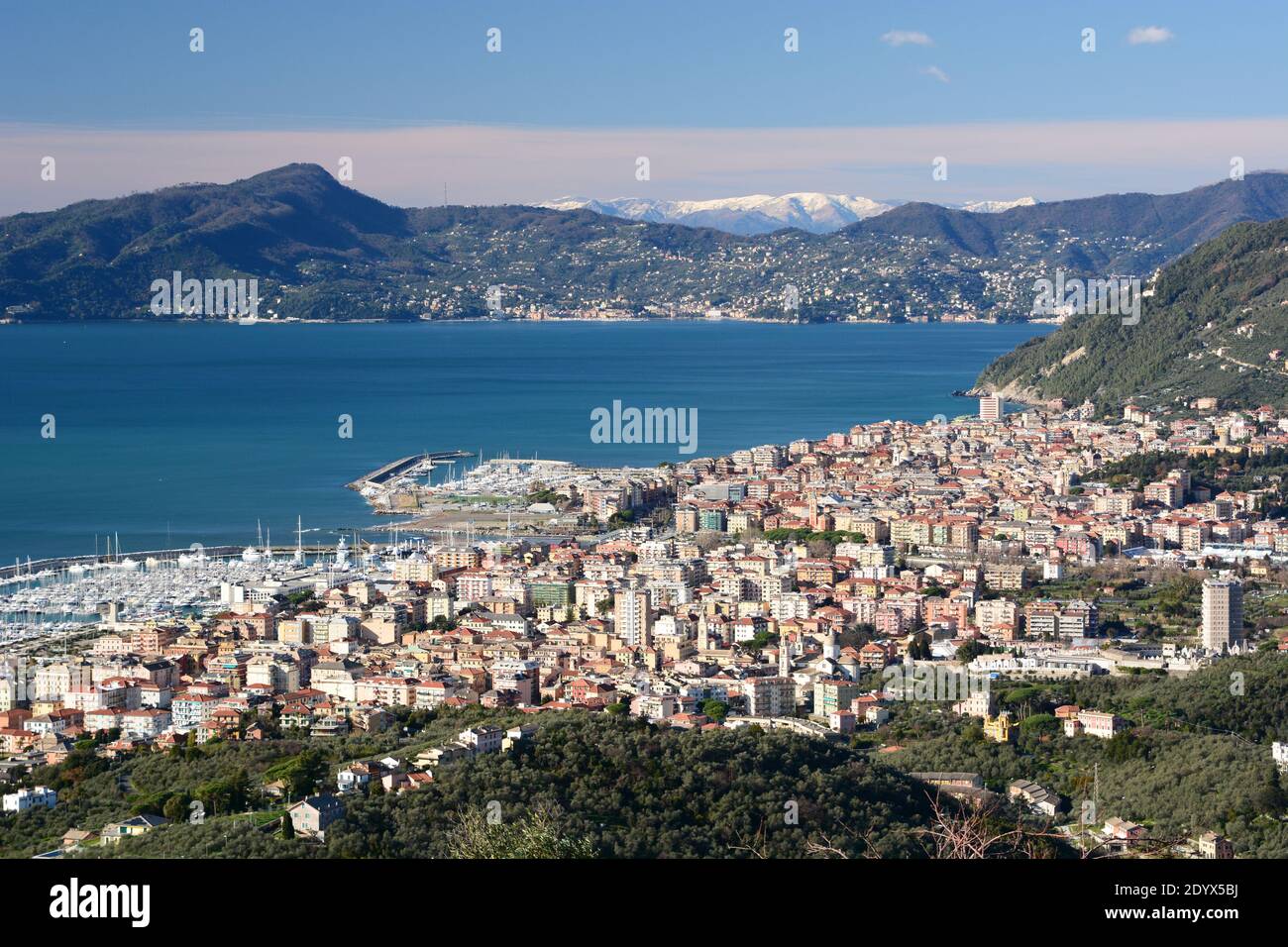 Vista di Lavagna e Chiavari da Santa Giulia. Liguria. Italia Foto stock -  Alamy