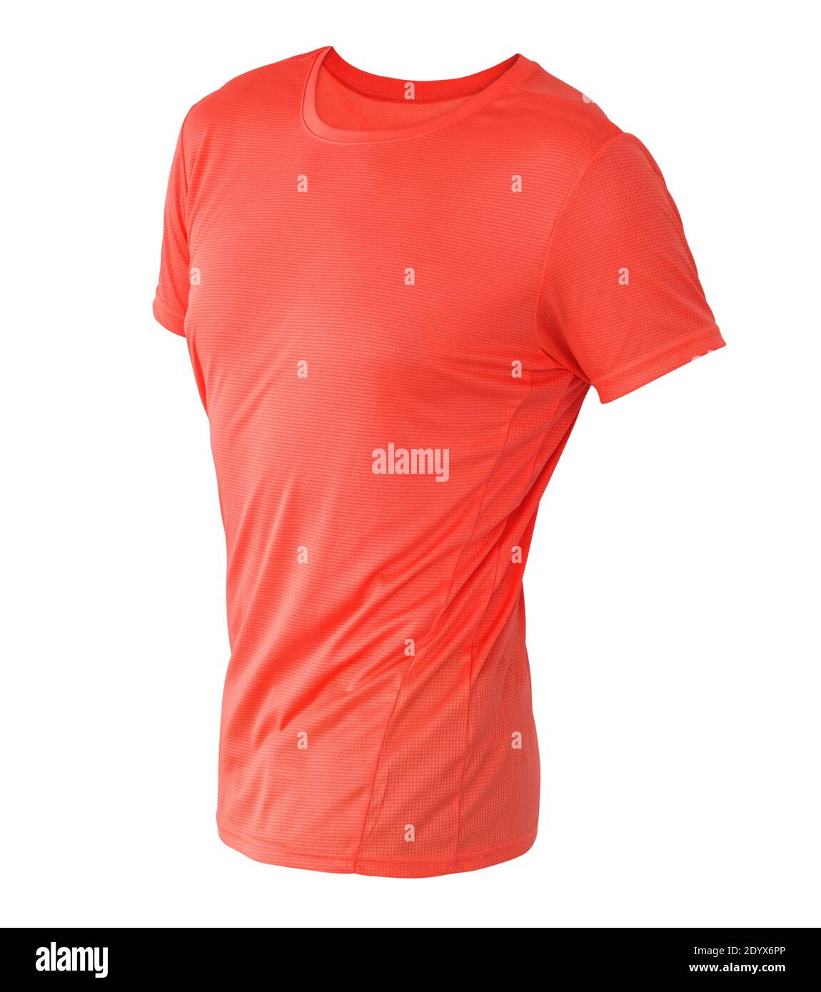 Modello di t-shirt rossa su manichino invisibile isolato su sfondo bianco, per il tuo mockup di design Foto Stock
