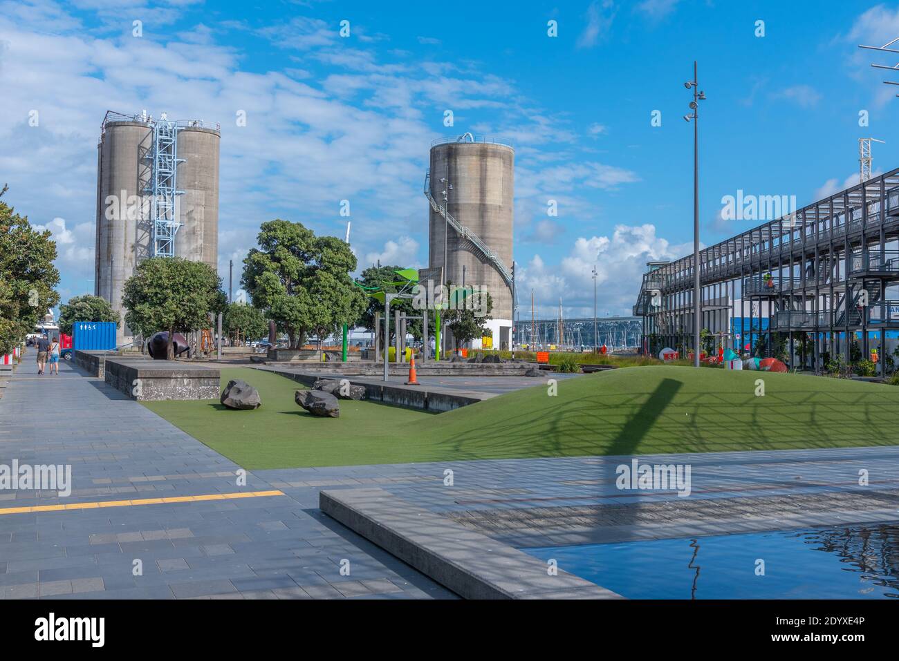 Parco silo al porto di Auckland. Nuova Zelanda Foto Stock