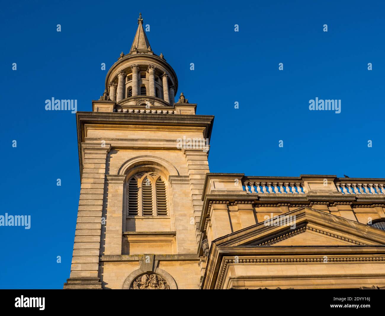 Dreaming Spires, All Saints Church, Library of Lincoln College, University of Oxford, Oxfordshire, Inghilterra, Regno Unito, GB. Foto Stock