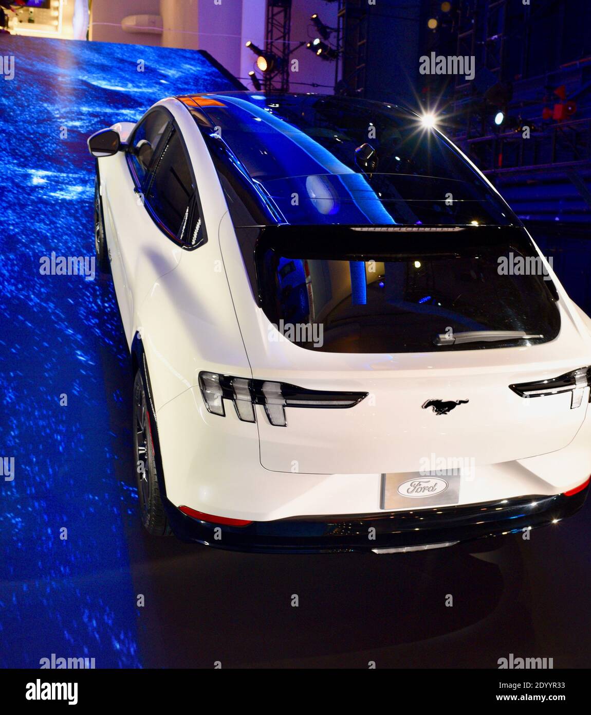 Veicolo prototipo completamente elettrico Ford Mustang Mach-e in esposizione alla fiera commerciale più grande del mondo CES di Las Vegas, NV, USA Foto Stock