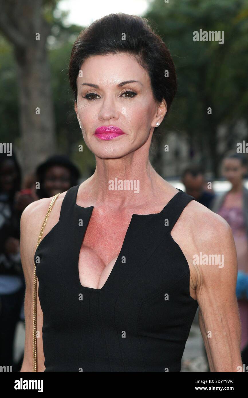 janice Dickinson in arrivo alla mostra della collezione Ready-to-Wear Primavera-Estate 2014 di Paul & Joe, tenutasi al Palais De Tokyo di Parigi, Francia, il 1° ottobre 2013. Foto di Audrey Poree/ABACAPRESS.COM Foto Stock janice Dickinson in arrivo alla mostra della collezione Ready-to-Wear Primavera-Estate 2014 di Paul & Joe, tenutasi al Palais De Tokyo di Parigi, Francia, il 1° ottobre 2013. Foto di Audrey Poree/ABACAPRESS.COM Foto Stock