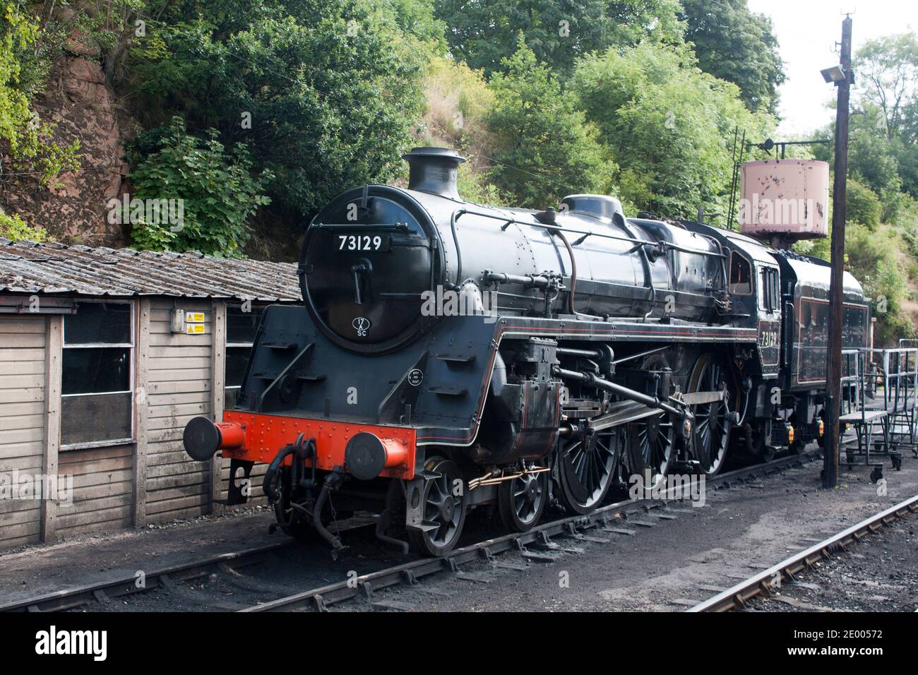 Steam Engine in un ambiente tradizionale alla stazione di Bewdley presso la Severn Valley Railway. Foto Stock