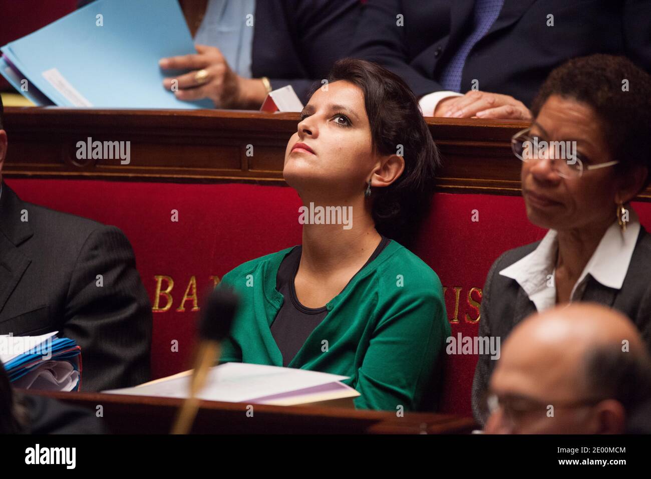 Ministro junior per i diritti della donna e portavoce del governo Najat Vallaud-Belkacem ha raffigurato durante il tempo delle interrogazioni (QAG) all'Assemblea nazionale, a Parigi, in Francia, il 29 ottobre. Foto di Romain boe/ABACAPRESS.COM Foto Stock